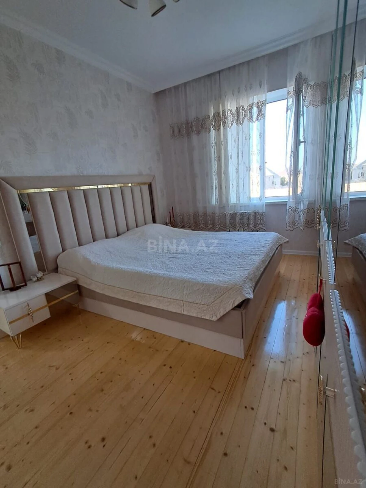 Satılır 4 otaqlı həyət evi 124 m²