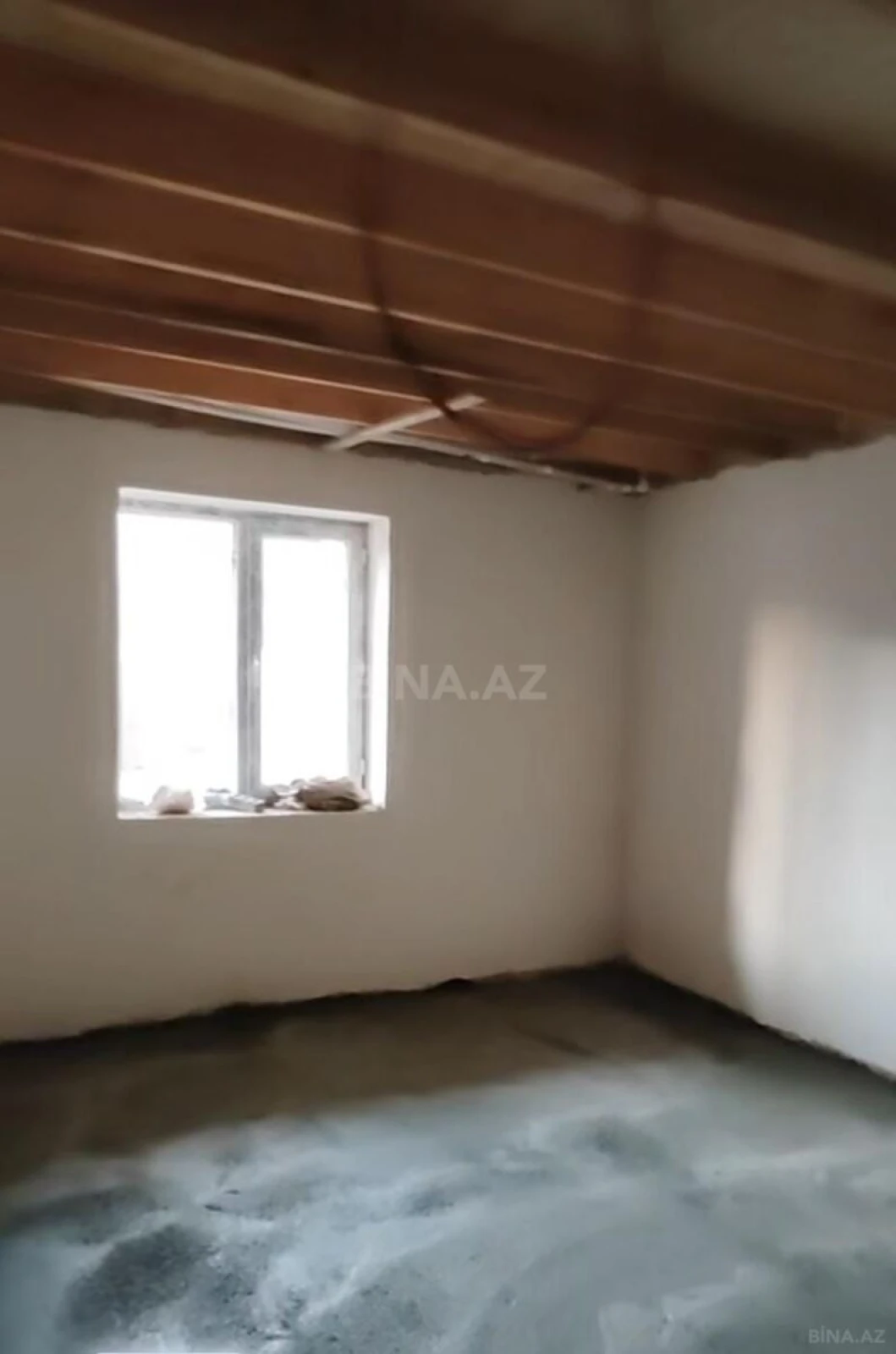 Satılır 4 otaqlı həyət evi 124 m²