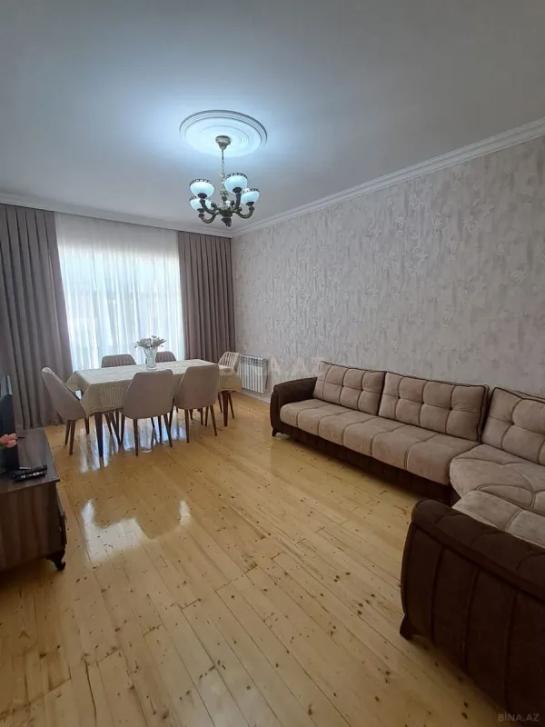 Satılır 4 otaqlı həyət evi 124 m²
