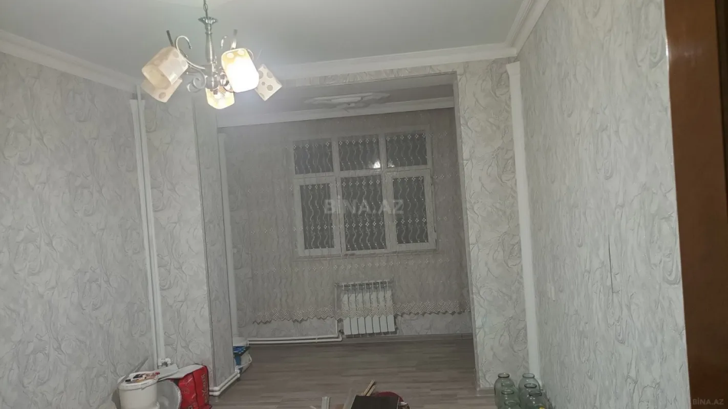 Satılır 4 otaqlı mənzil 100 m²