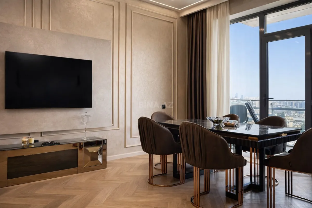 Satılır 2 otaqlı mənzil 101 m²