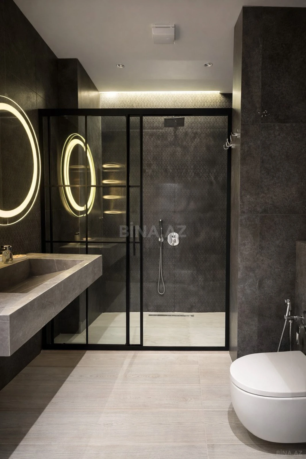 Satılır 2 otaqlı mənzil 101 m²