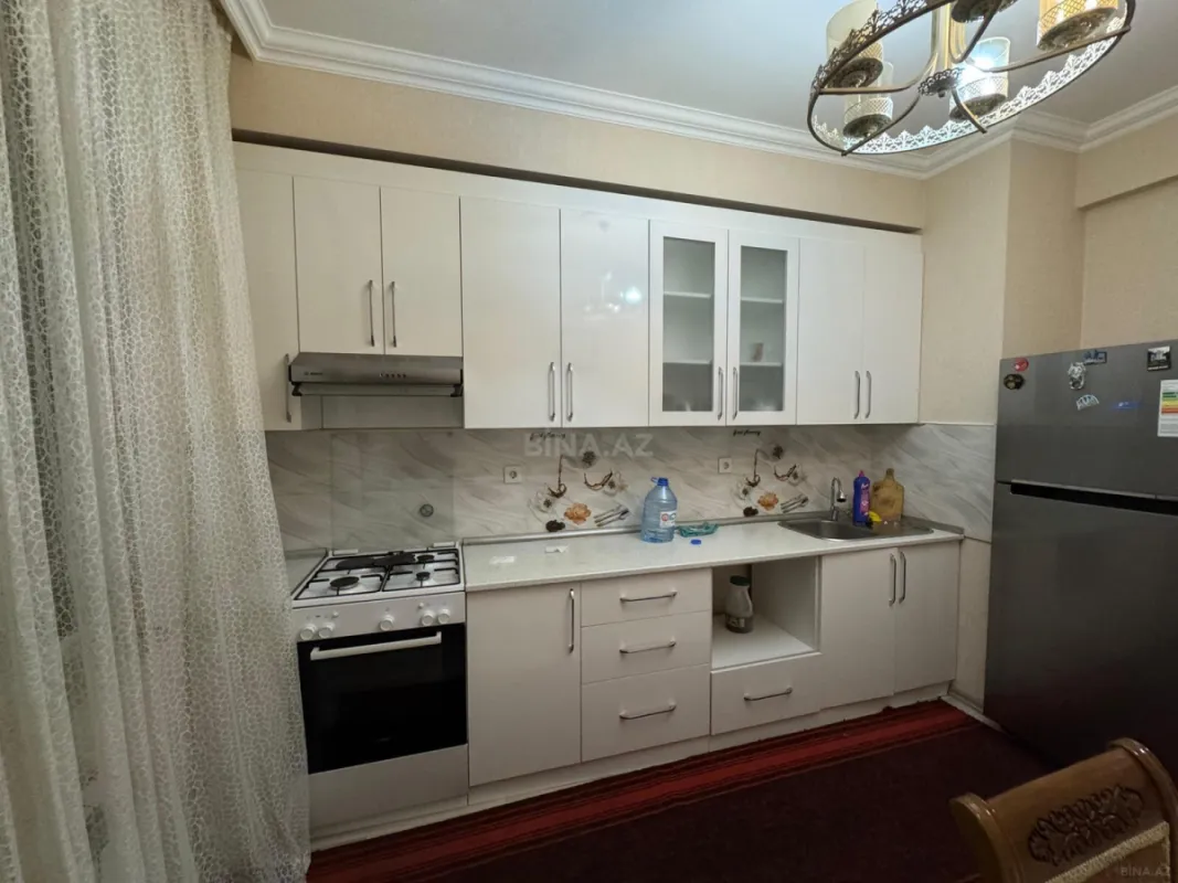 Satılır 2 otaqlı mənzil 72 m²