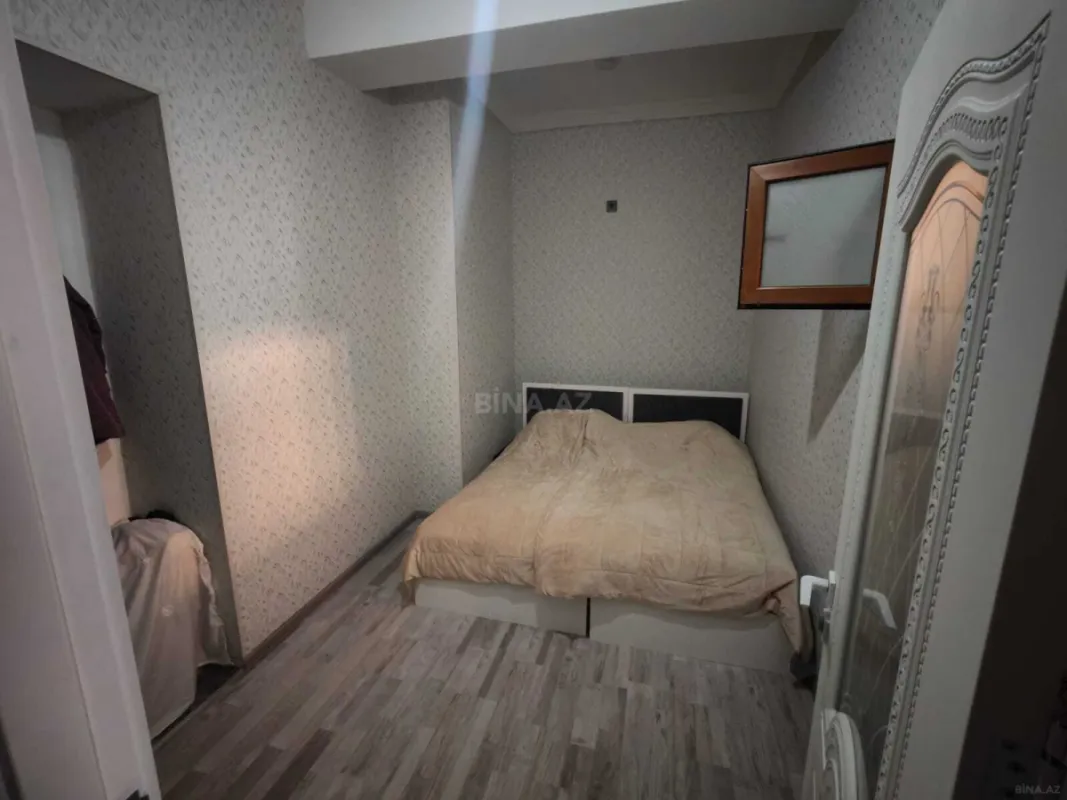 Satılır 4 otaqlı mənzil 117 m²