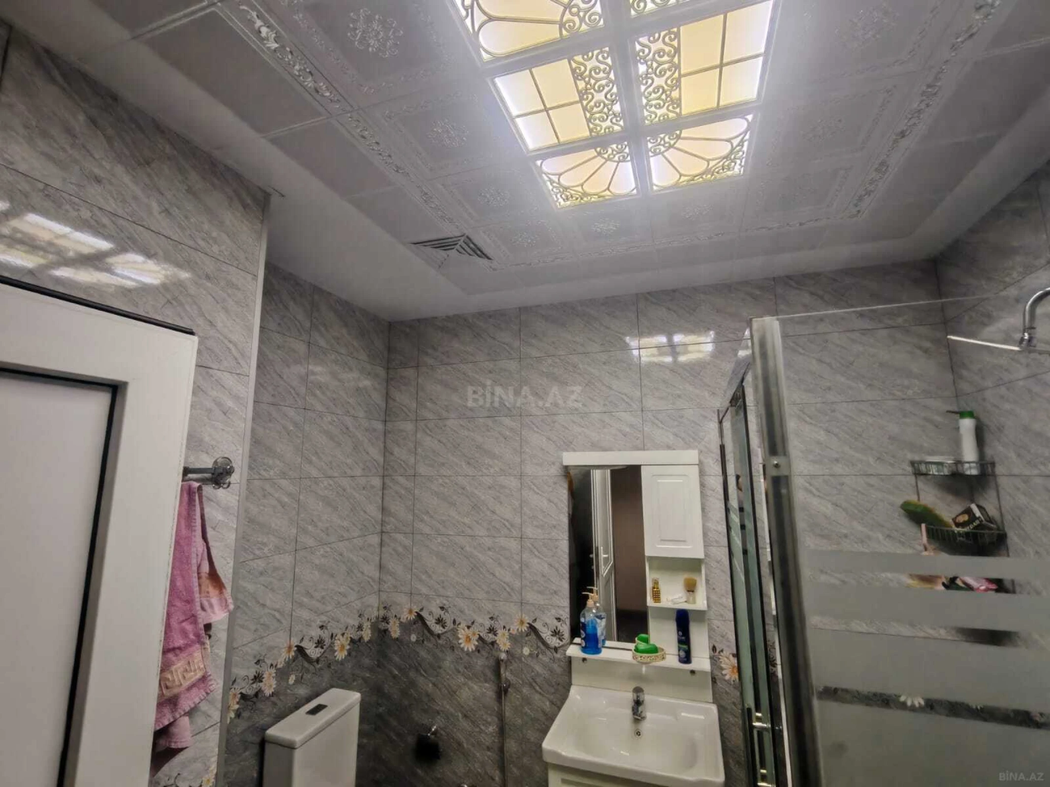 Satılır 4 otaqlı mənzil 117 m²