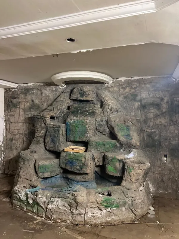 Satılır 3 otaqlı mənzil 140 m²