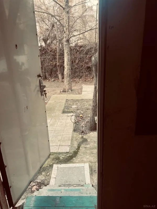 Satılır 3 otaqlı mənzil 140 m²