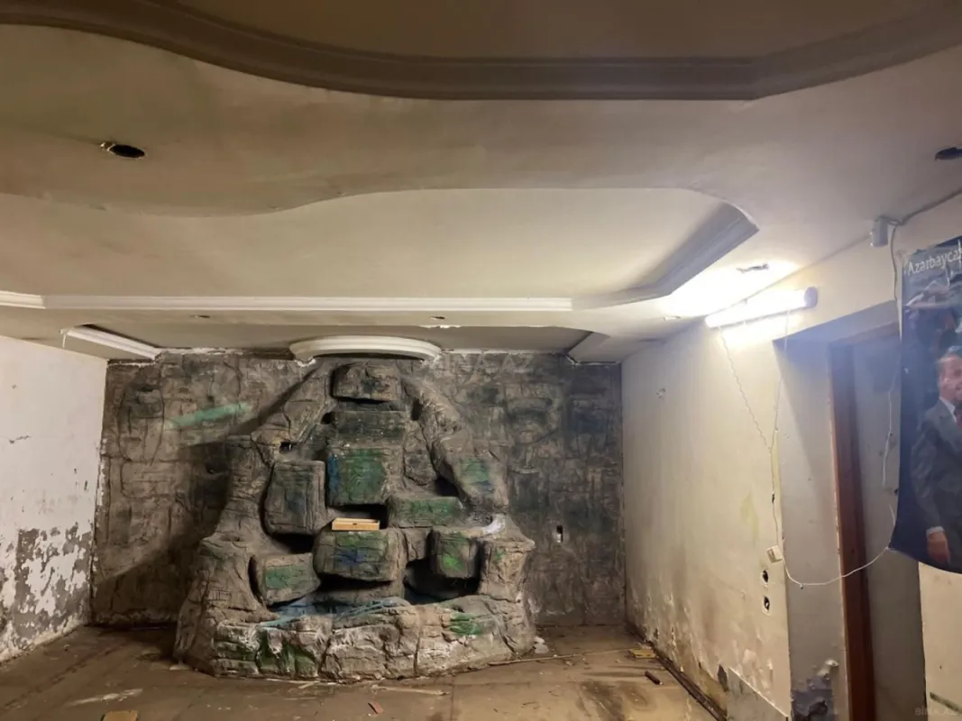 Satılır 3 otaqlı mənzil 140 m²