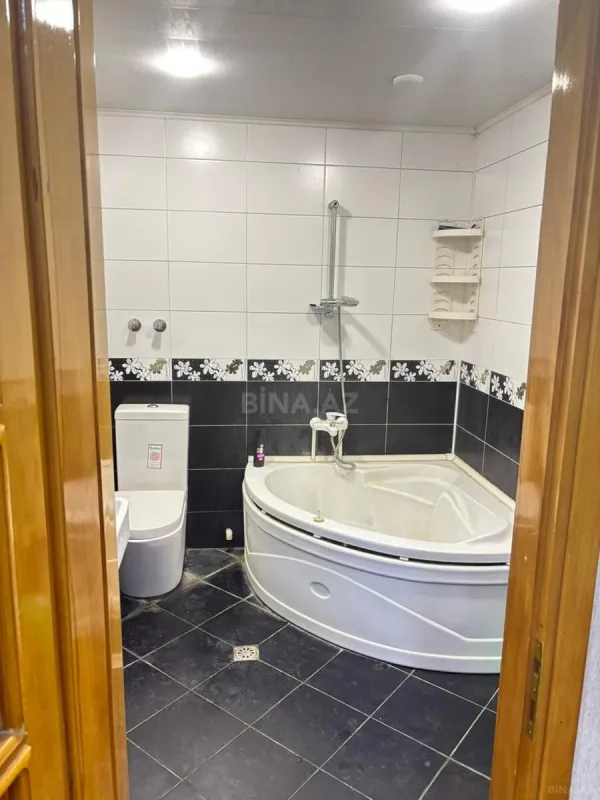 Kirayə verilir 3 otaqlı mənzil 140 m²