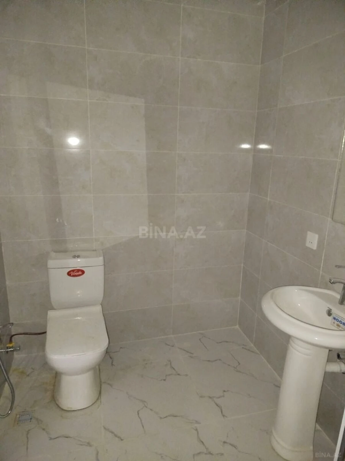 Satılır 2 otaqlı mənzil 60 m²