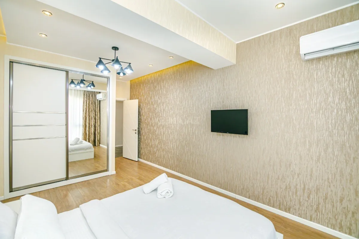 Kirayə verilir 3 otaqlı mənzil 120 m²