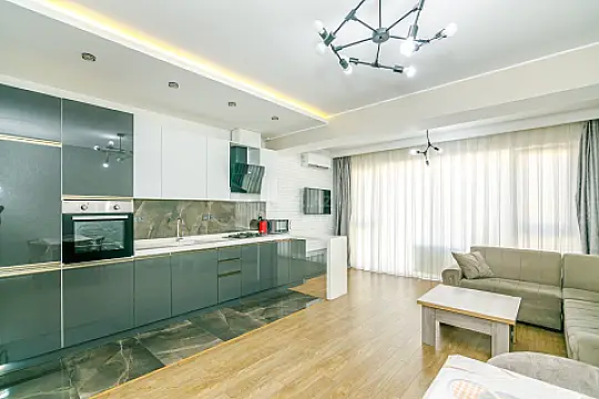 Kirayə verilir 3 otaqlı mənzil 120 m²