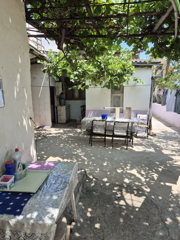 Satılır 6 otaqlı həyət evi 140 m²