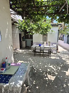 Satılır 6 otaqlı həyət evi 140 m²