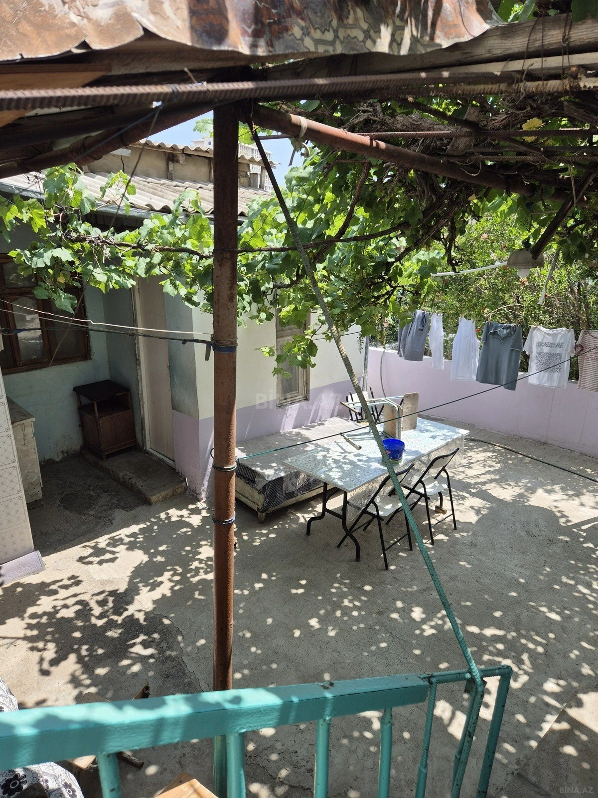 Satılır 6 otaqlı həyət evi 140 m²