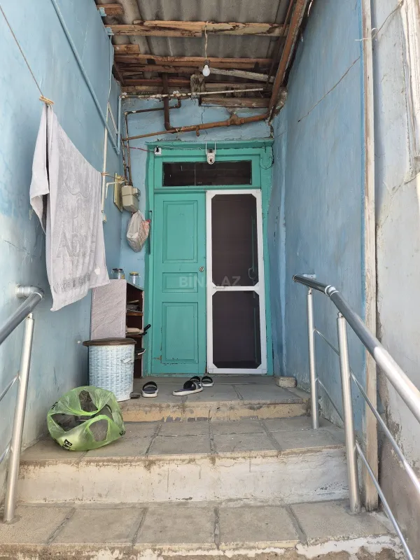 Satılır 6 otaqlı həyət evi 140 m²