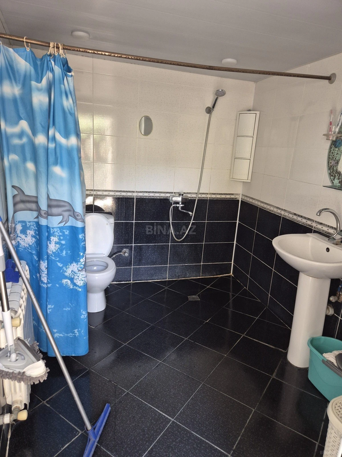 Satılır 6 otaqlı həyət evi 140 m²