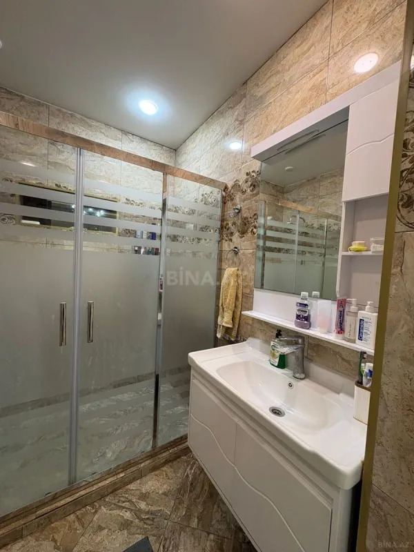 Kirayə verilir 4 otaqlı həyət evi 130 m²