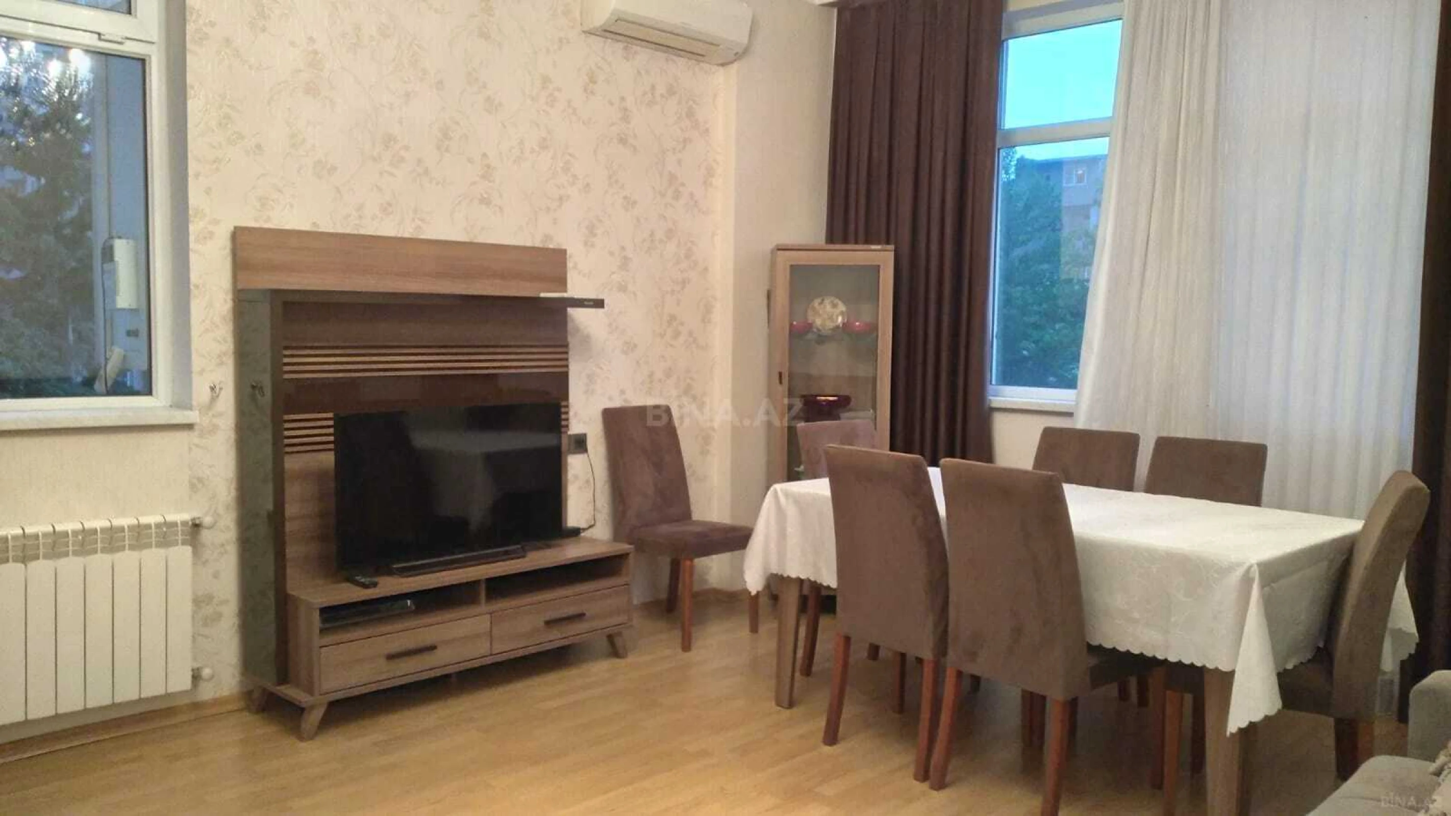 Kirayə verilir 2 otaqlı mənzil 75 m²