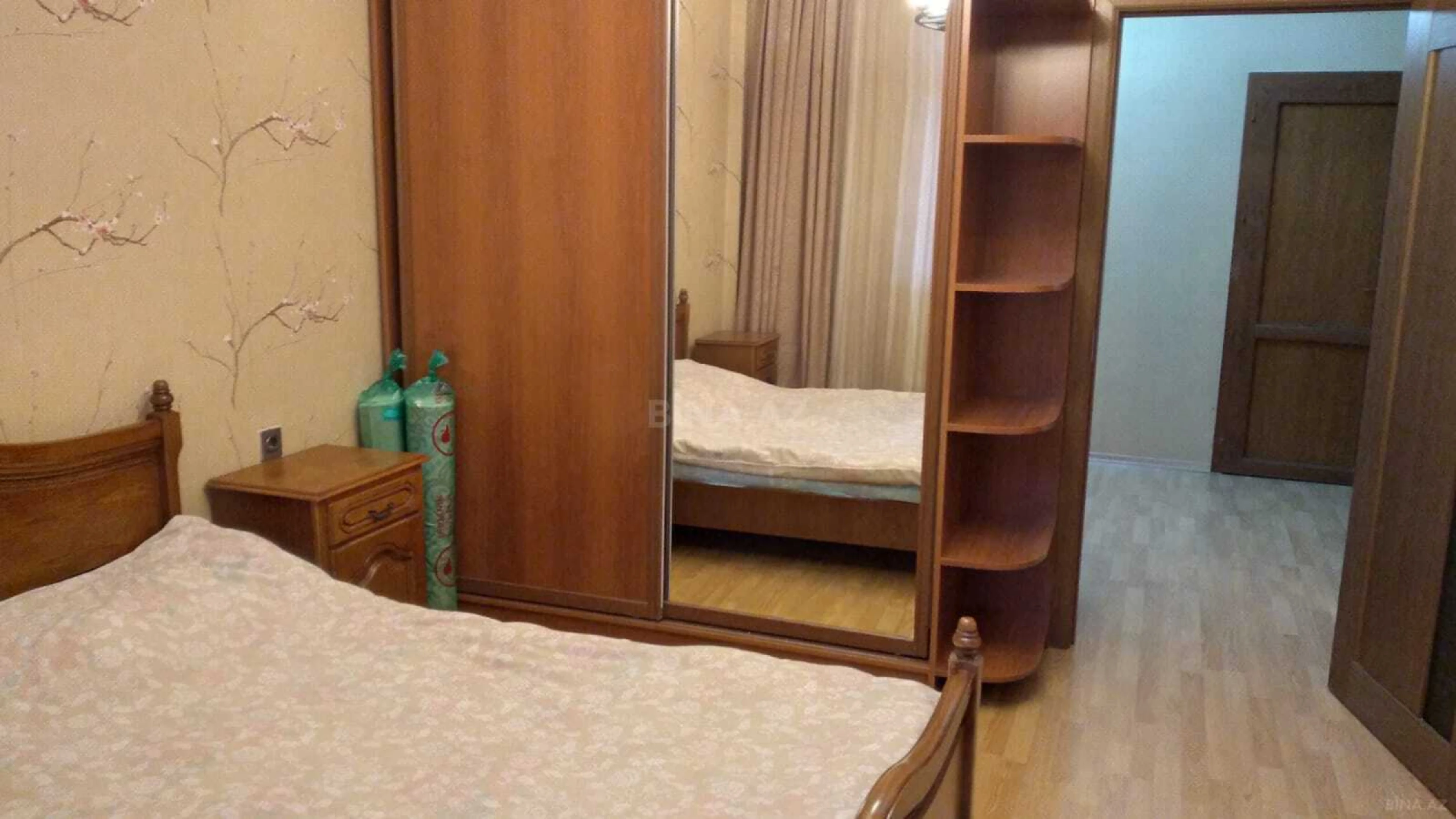 Kirayə verilir 2 otaqlı mənzil 75 m²