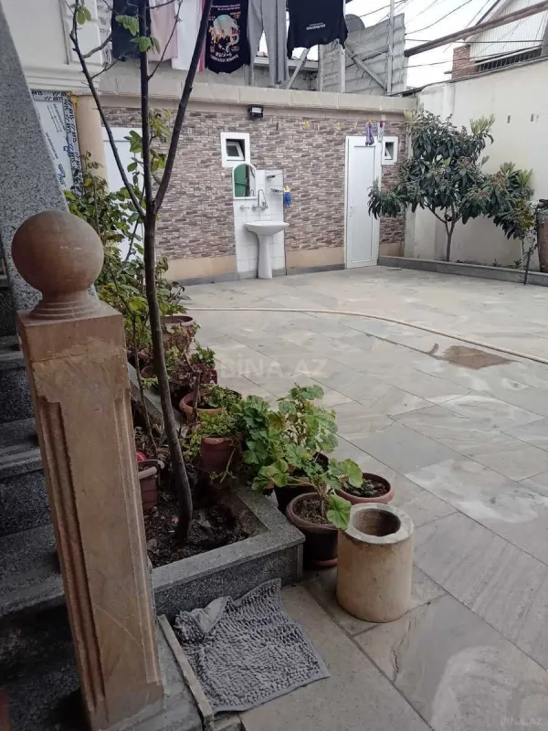 Kirayə verilir 2 otaqlı həyət evi 60 m²