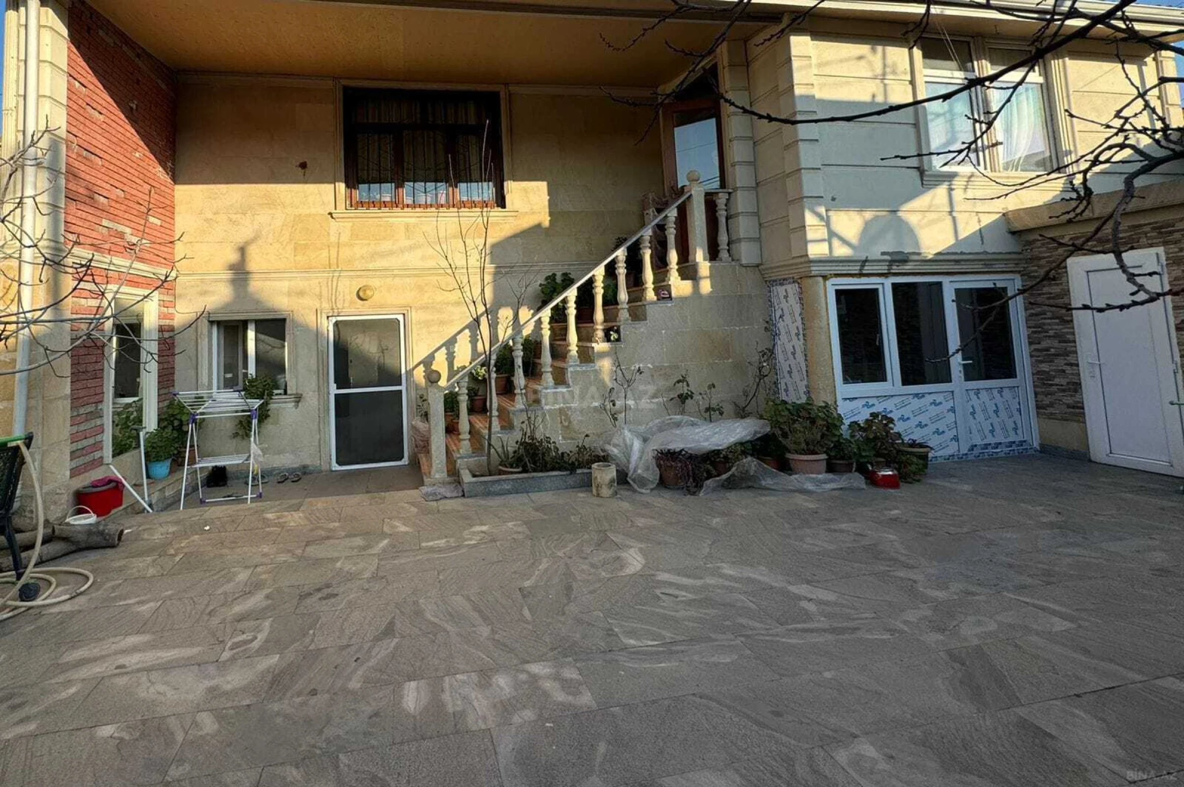 Kirayə verilir 2 otaqlı həyət evi 60 m²