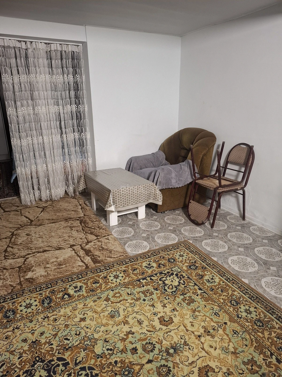 Kirayə verilir 2 otaqlı həyət evi 60 m²