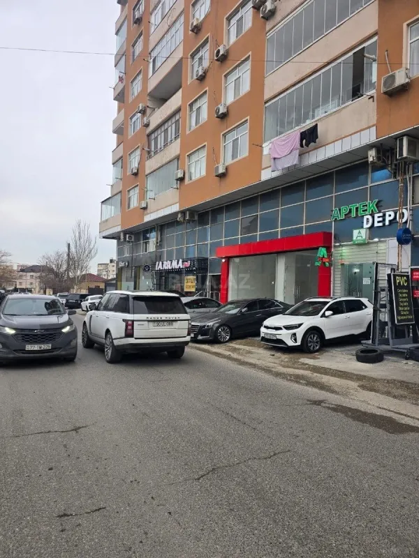 Kirayə verilir obyekt 150 m²