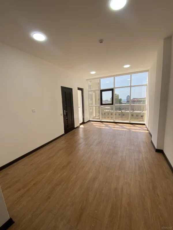 Kirayə verilir 1 otaqlı ofis 27 m²