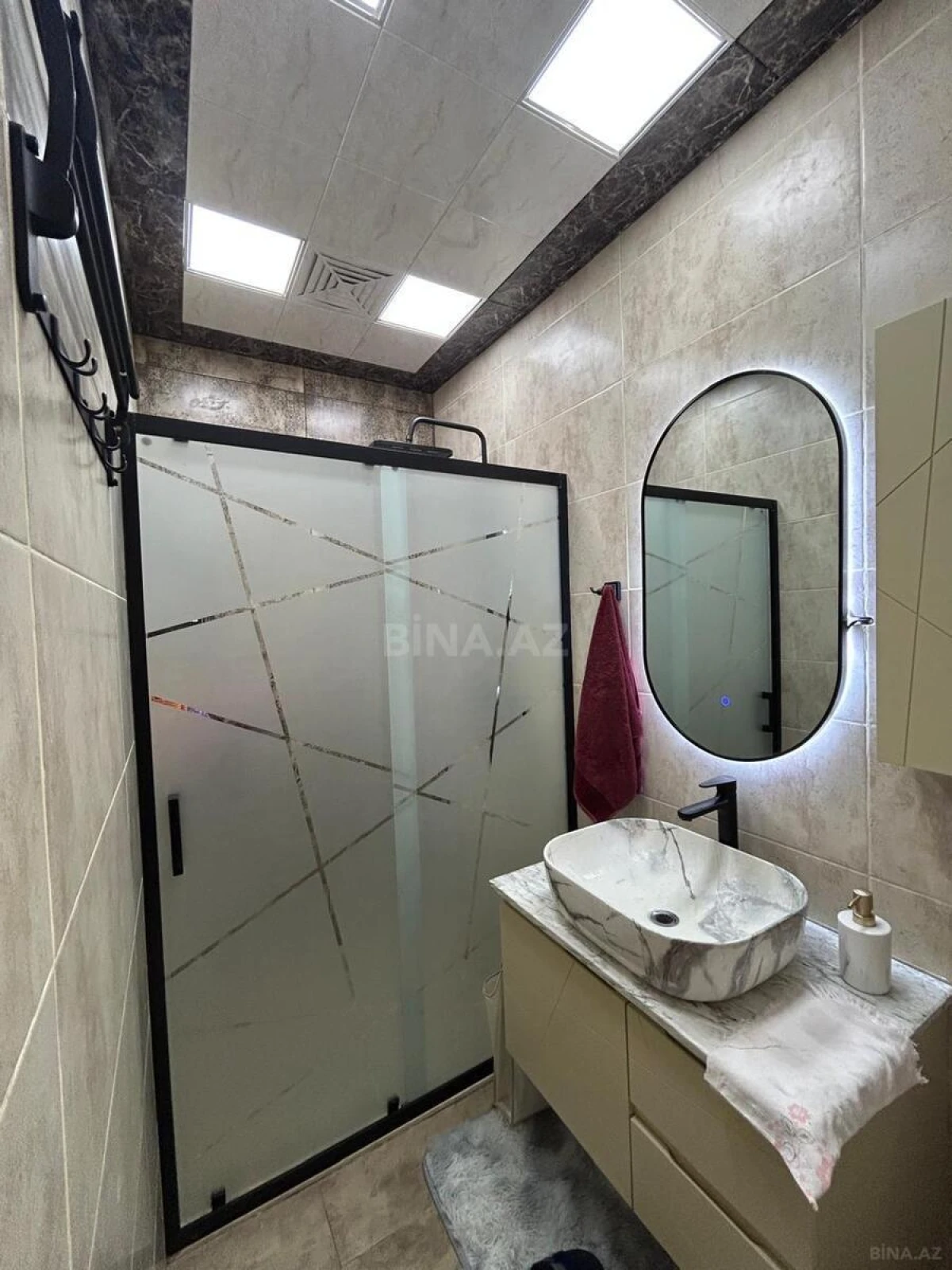 Satılır 4 otaqlı mənzil 100 m²