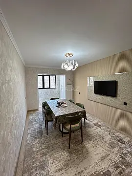Satılır 4 otaqlı mənzil 100 m²