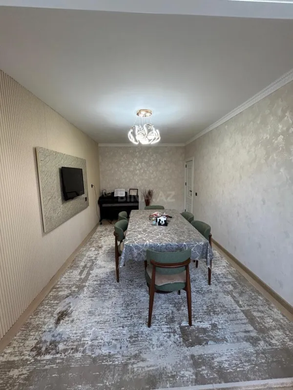 Satılır 4 otaqlı mənzil 100 m²