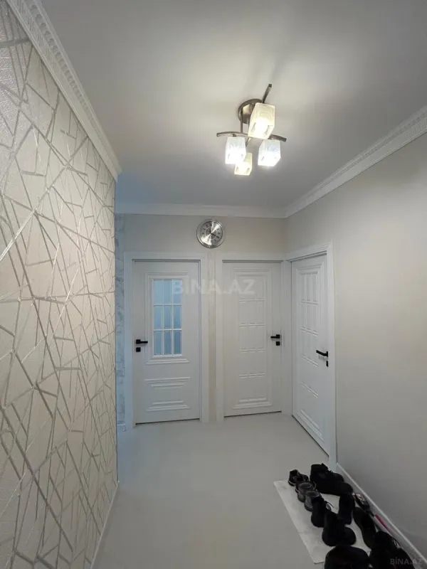 Satılır 4 otaqlı mənzil 100 m²