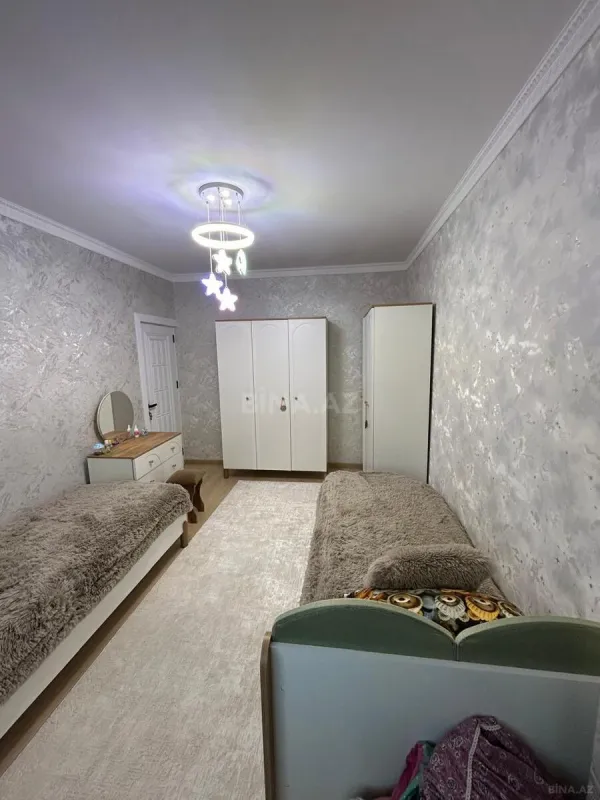 Satılır 4 otaqlı mənzil 100 m²