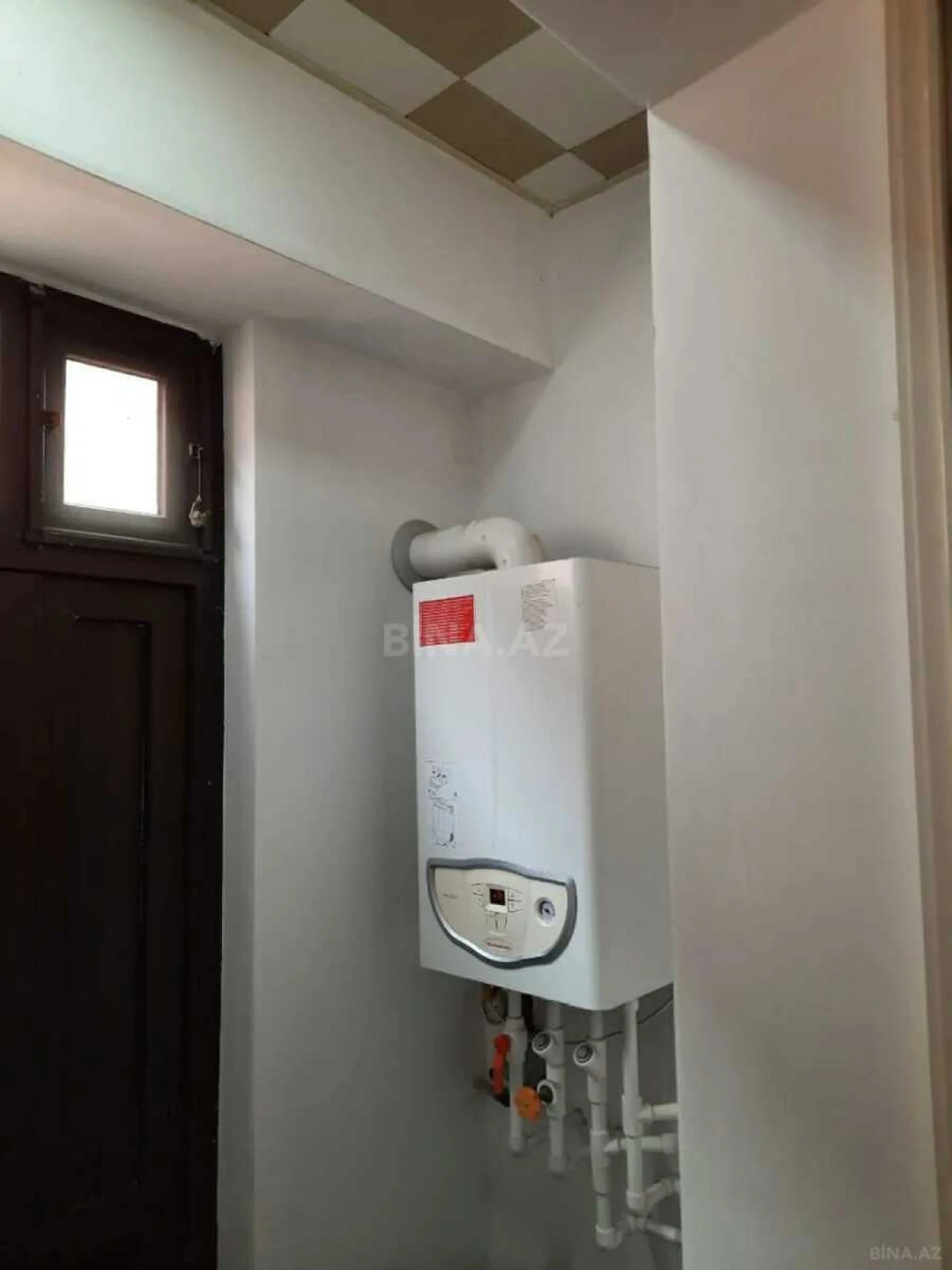 Satılır 5 otaqlı həyət evi 200 m²