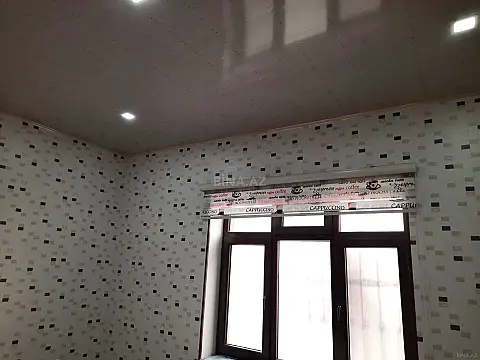 Satılır 5 otaqlı həyət evi 200 m²