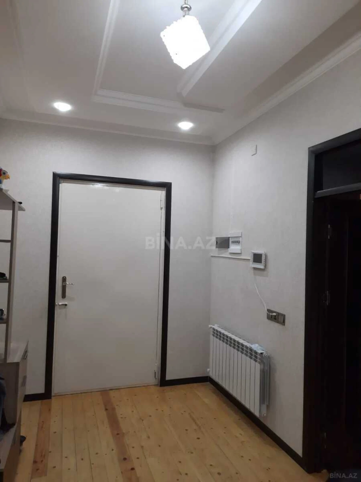 Satılır 5 otaqlı həyət evi 200 m²
