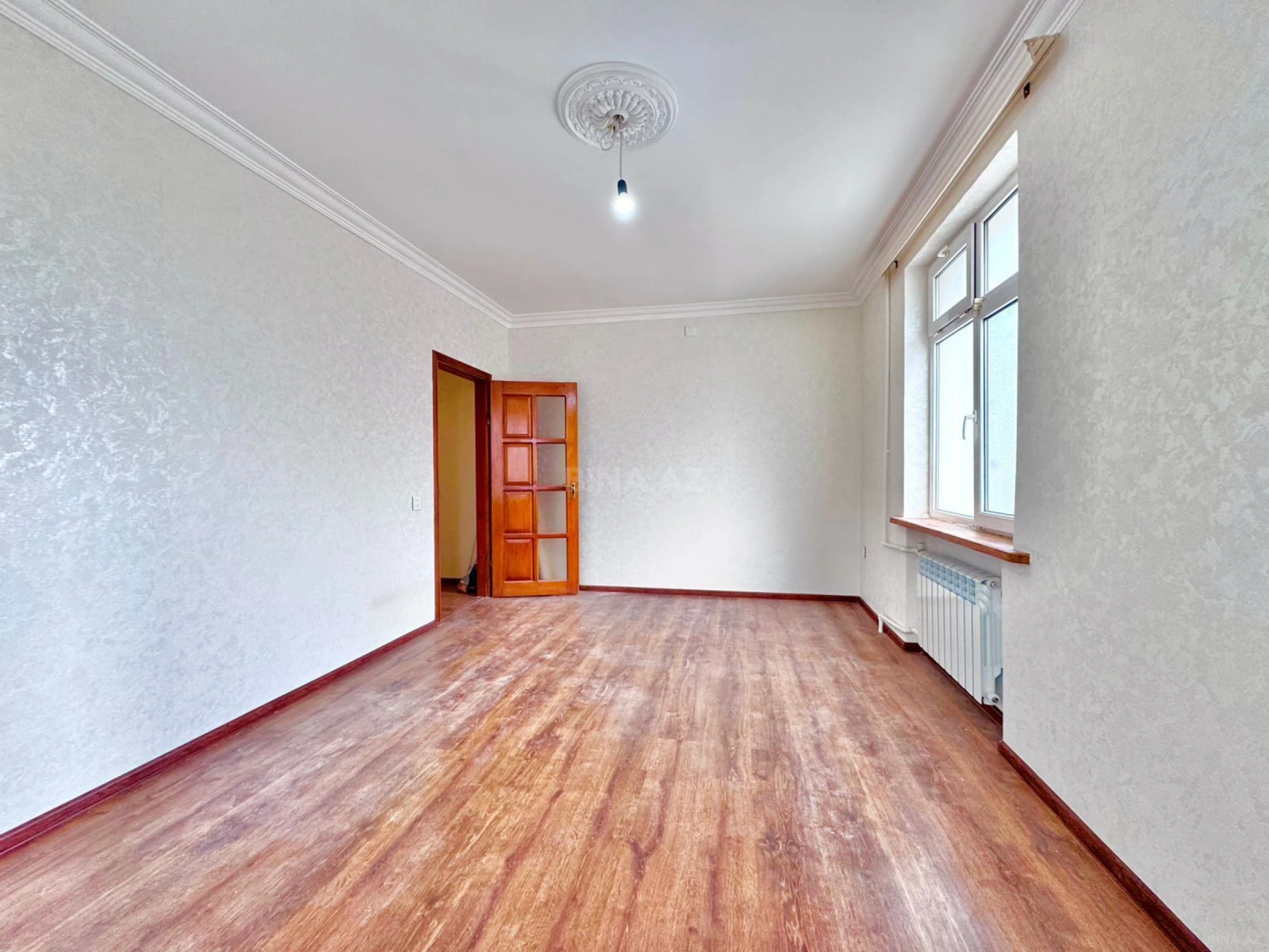 Satılır 2 otaqlı mənzil 55 m²
