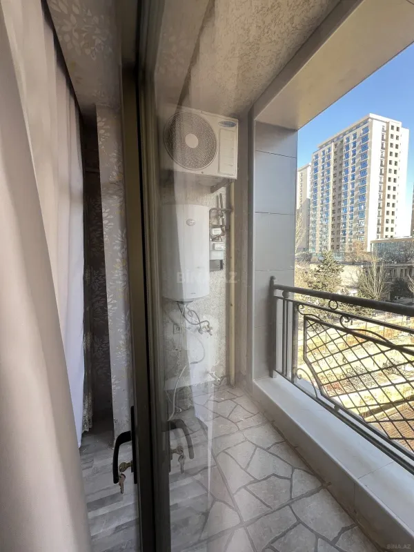 Kirayə verilir 2 otaqlı mənzil 80 m²