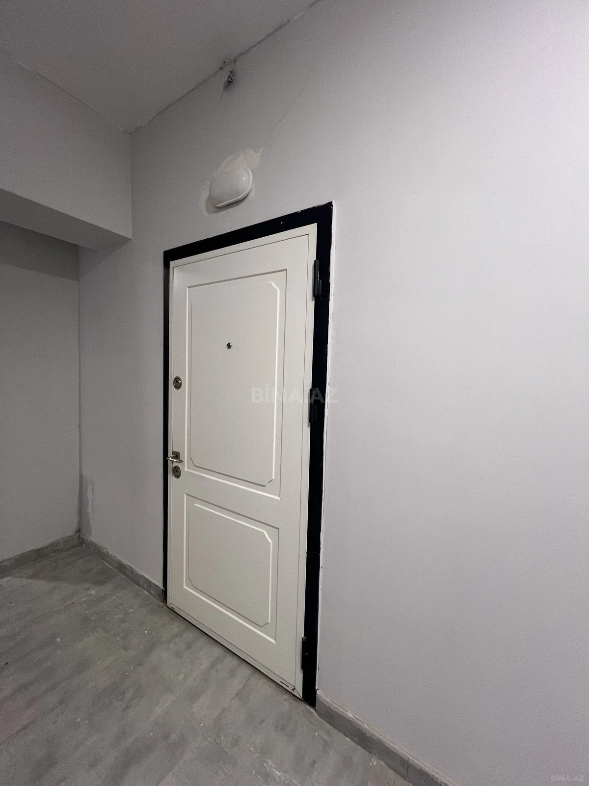 Kirayə verilir 2 otaqlı mənzil 80 m²