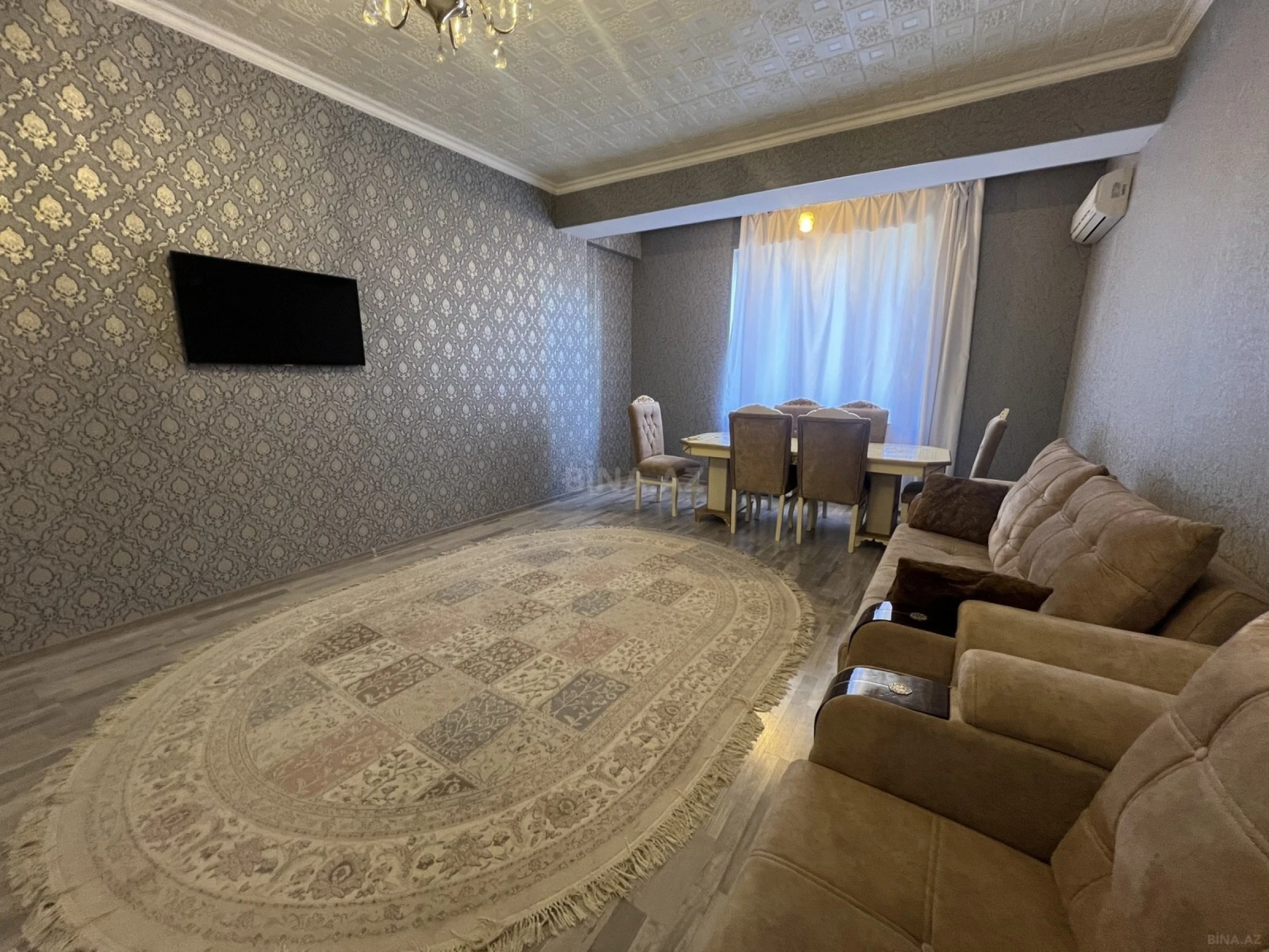 Kirayə verilir 2 otaqlı mənzil 80 m²