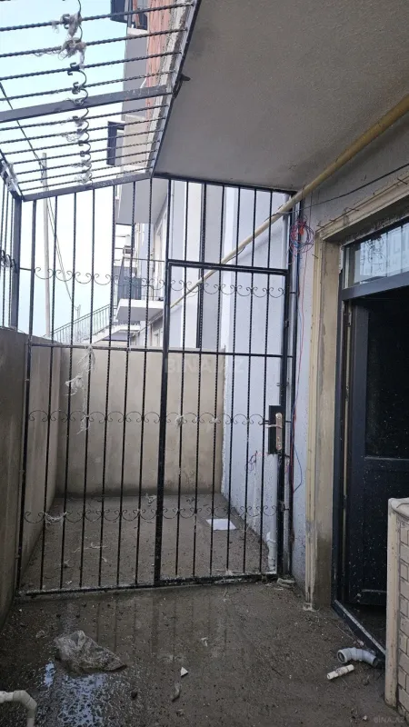 Satılır 2 otaqlı mənzil 53 m²