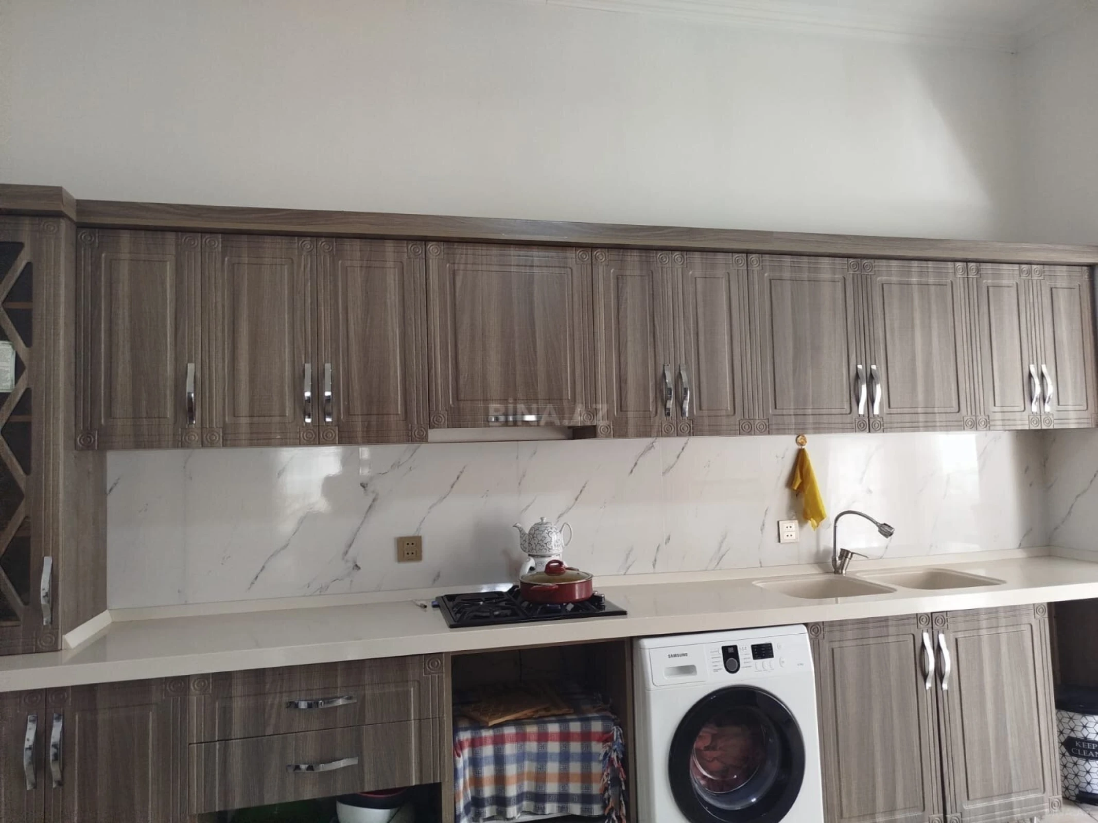 Satılır 4 otaqlı həyət evi 172 m²
