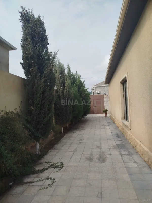 Satılır 4 otaqlı həyət evi 172 m²