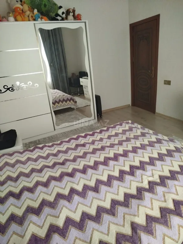 Satılır 4 otaqlı həyət evi 172 m²