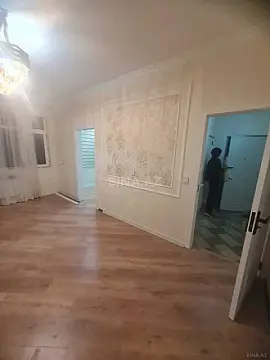 Satılır 2 otaqlı mənzil 45 m²