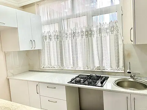 Satılır 2 otaqlı mənzil 47 m²
