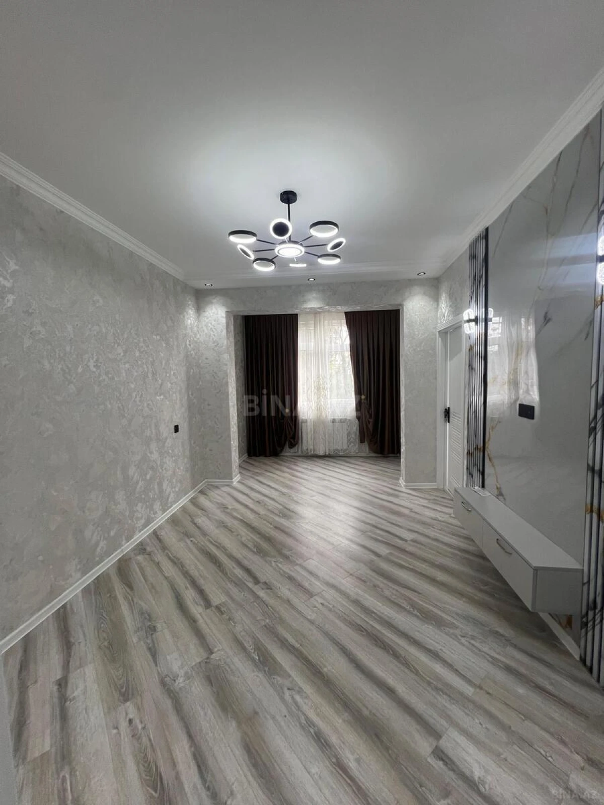 Satılır 2 otaqlı mənzil 55 m²