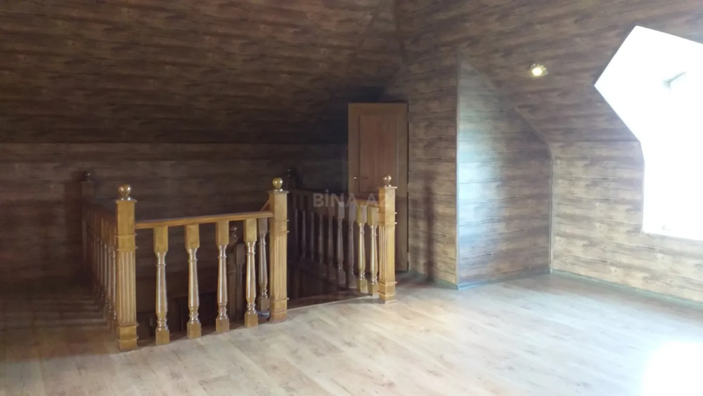 Satılır obyekt 335 m²