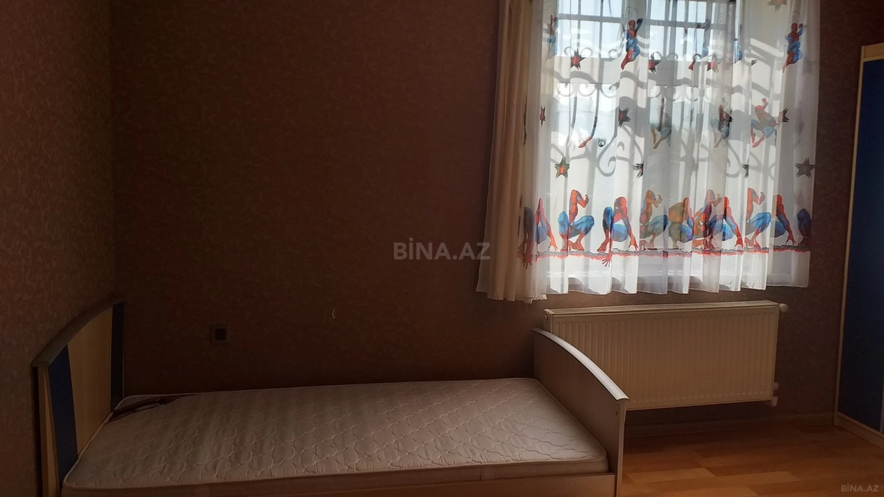 Satılır obyekt 335 m²